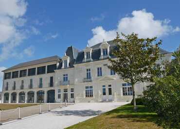 Facade de l'espace culturel et de congrés de Beauséjour