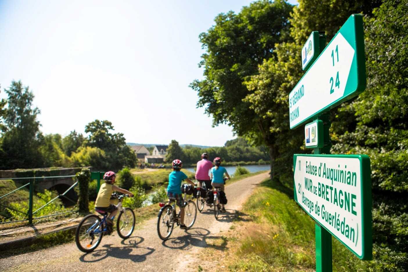 Piste cyclable sales nantes brest