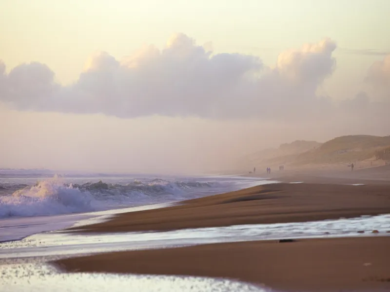 Couché de soleil sur la plage de Lacanau