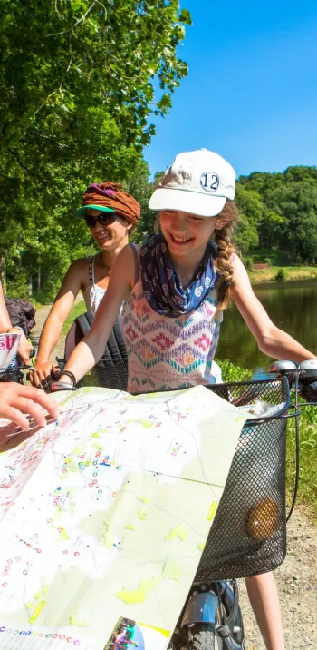 orientation sur une carte - canal de Nantes à Brest
