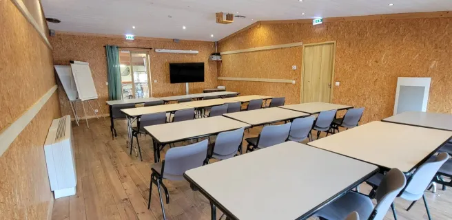 Salle Grande Cabane format école les Cabanes Urbaines