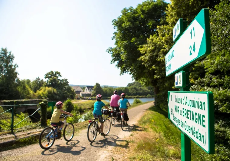 Abicyclette Voyages_The Nantes to Brest canal