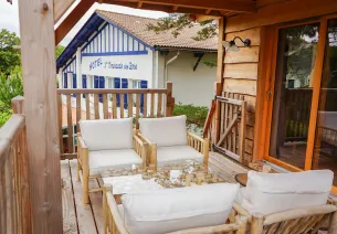 Stay in a tree house in the heart of a forest in Landes