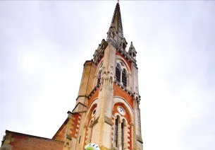 vélo devant église à Arcachon