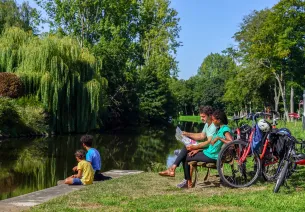 Le Canal de Nantes à Brest vers Josselin