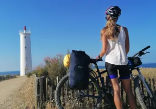 femme velo phare