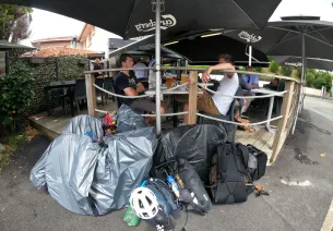 voyageurs-a-velo-terrasse