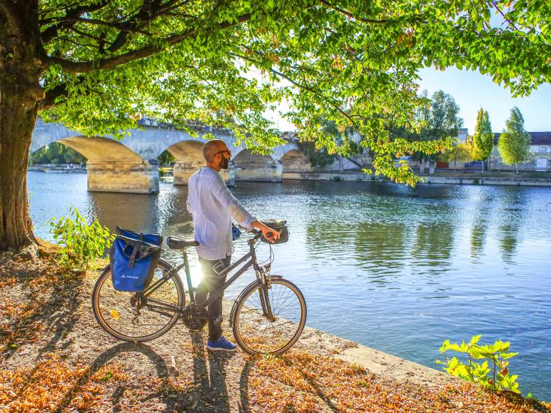 An interconnecting European cycle route