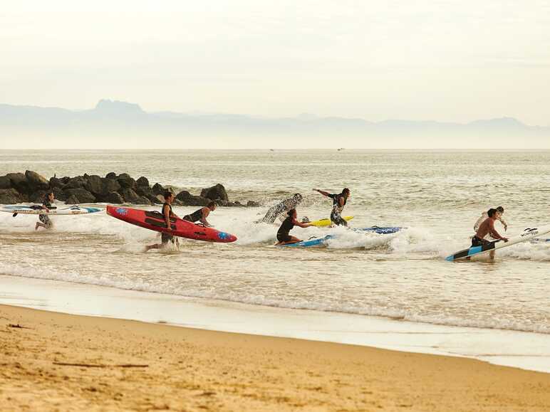 Surfing session in Capbreton