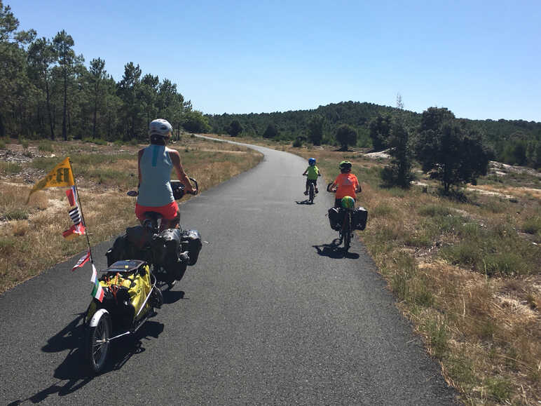 A family adventure on La Vélodyssée in Landes